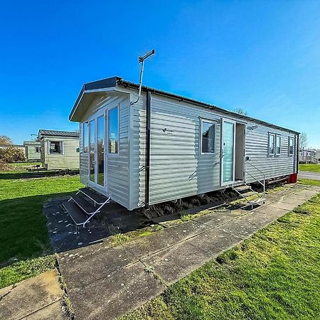 Lovely 8 Berth Caravan In Southview Holiday Park, Ref 33042Tc Skegness Exterior photo