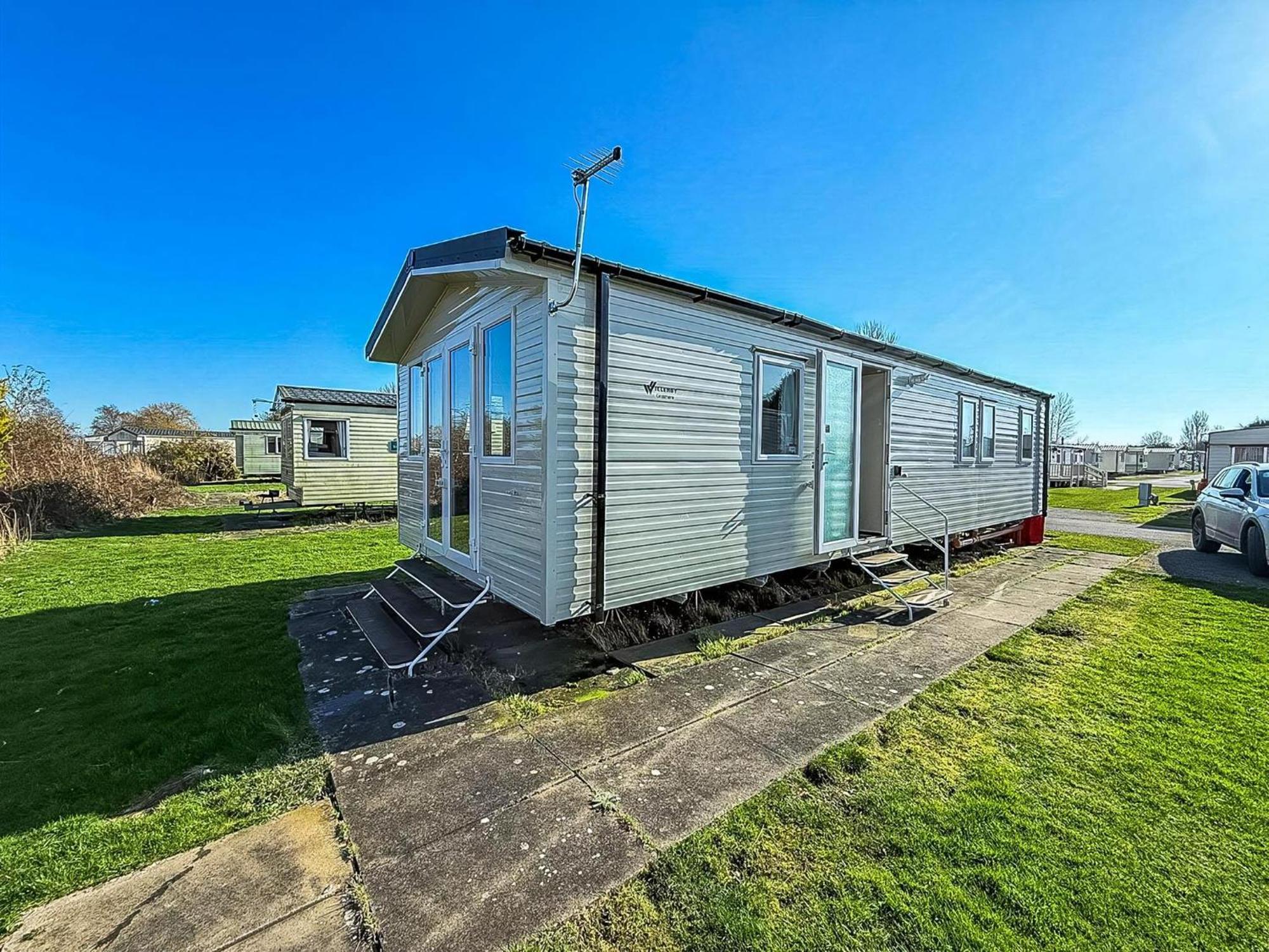 Lovely 8 Berth Caravan In Southview Holiday Park, Ref 33042Tc Skegness Exterior photo